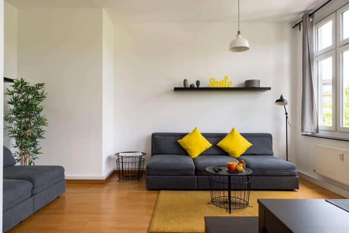 Central Big Apartment Self Checkin Berlin Bagian luar foto