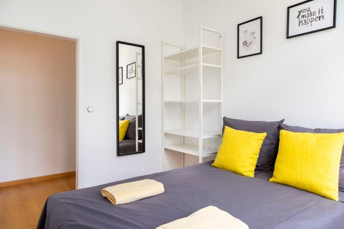 Central Big Apartment Self Checkin Berlin Bagian luar foto